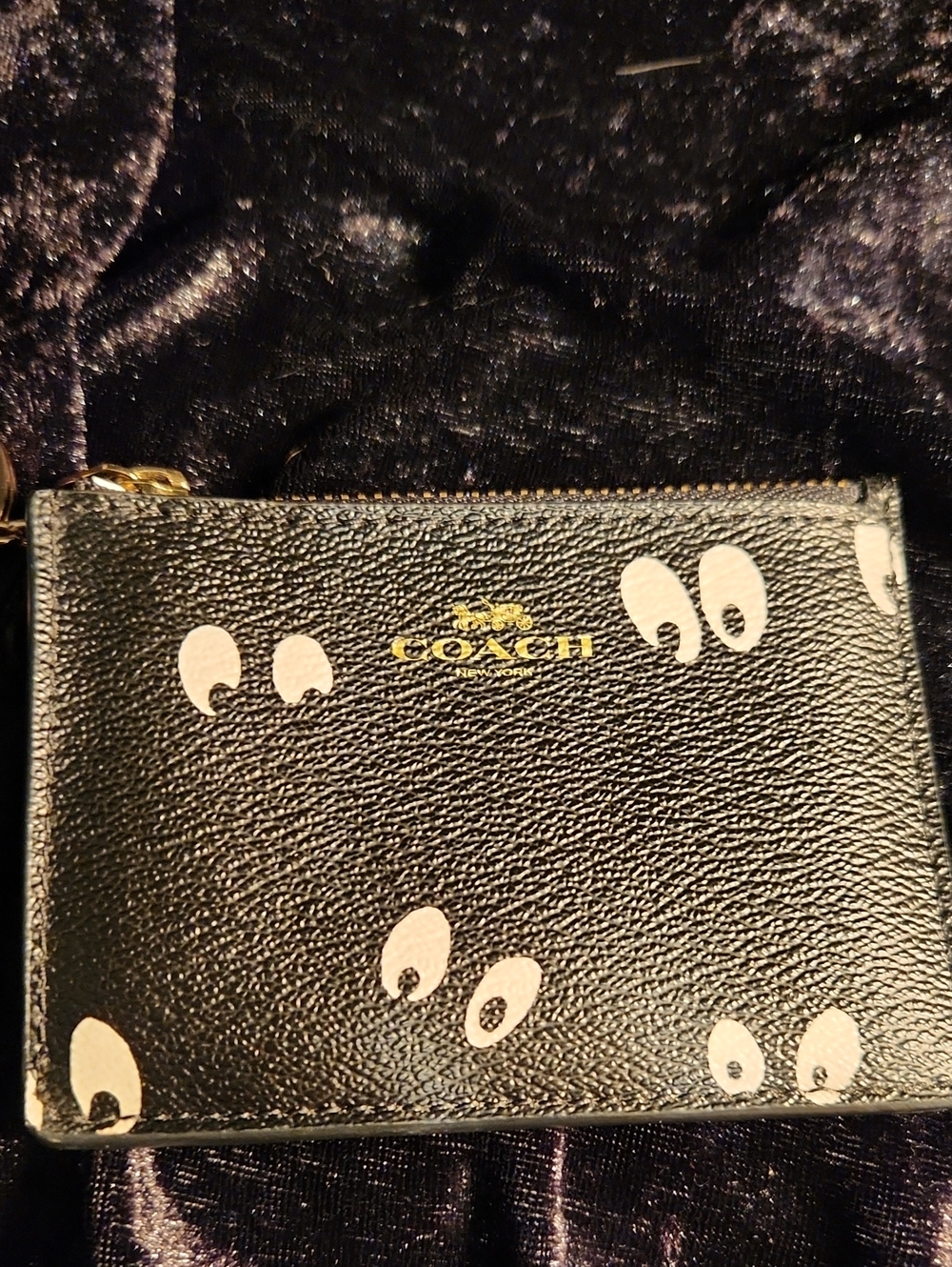 Coach X Disney Snow White Mini Id Card Holder Keychain - Picture 2 of 5